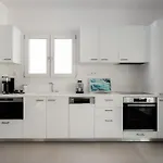 Naxos Superior