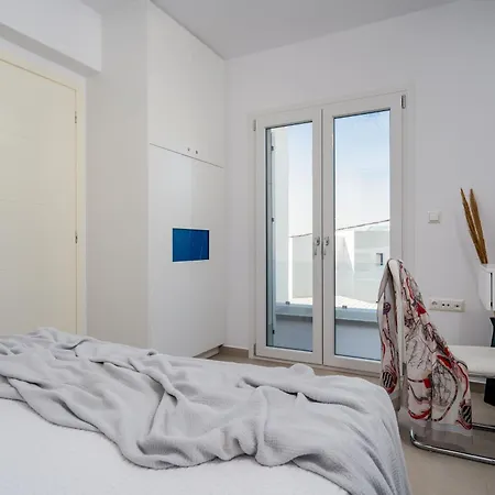 Naxos Superior Villa *