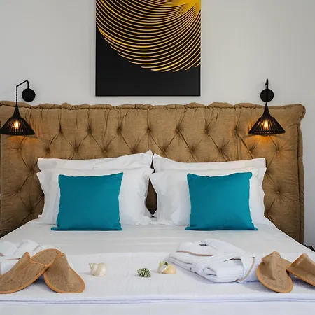 Naxos Superior Vila *