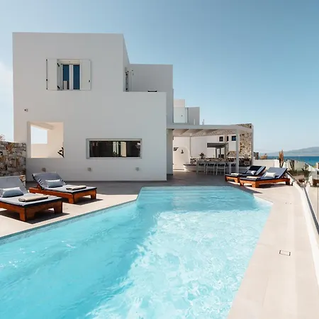 Naxos Superior