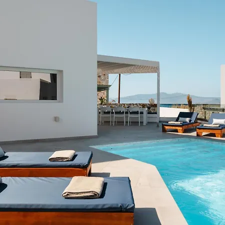 Villa Naxos Superior