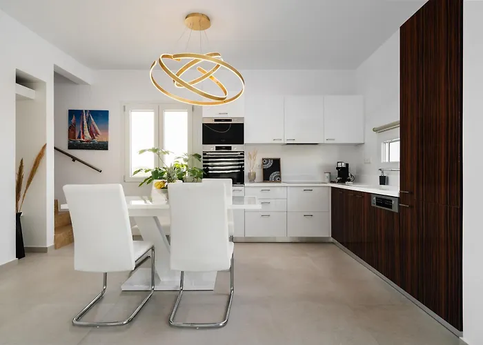 Villa Naxos Superior