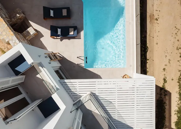 Naxos Superior Villa Kastrákion