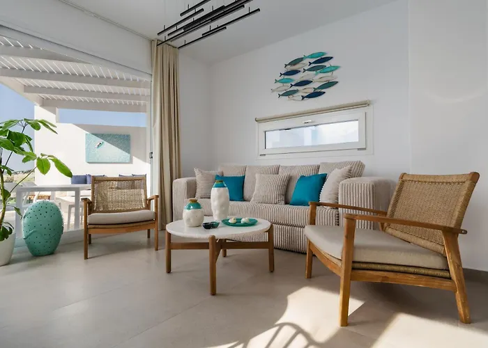 Villa Naxos Superior *